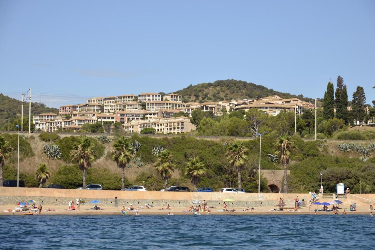 Drammont Cap Esterel Appartement Climatise Dans Le Centre Du Village Vacances מראה חיצוני תמונה